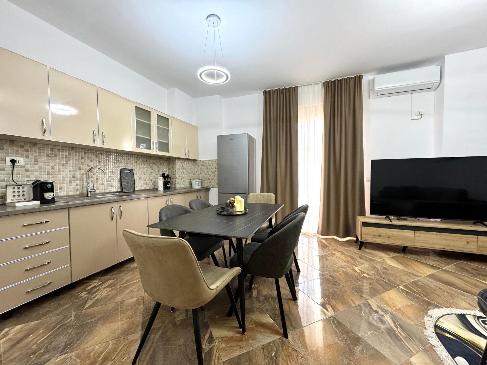 Luxury Apartments In City Center Durrës Esterno foto